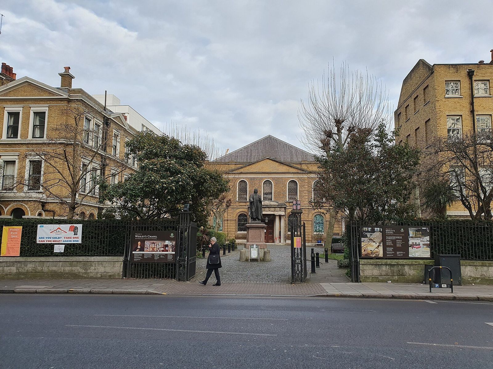 Fachada da Capela de Wesley, na City Road, em Londres