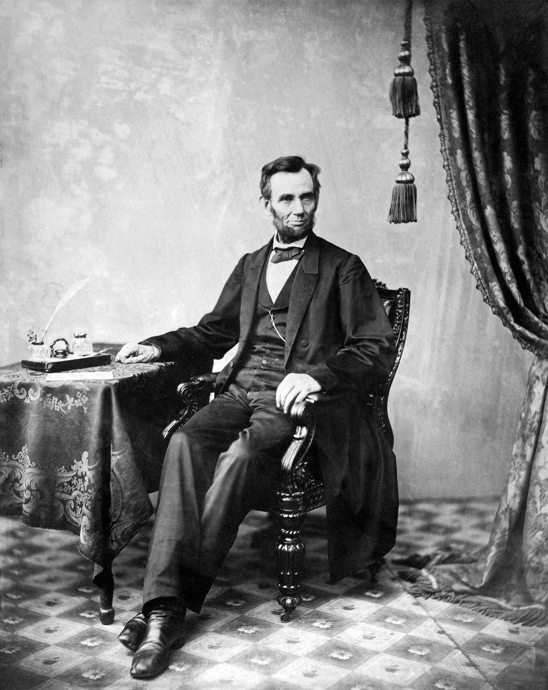 Retrato de Abraham Lincoln, de semblante grave, fotografado por Alexander Gardner em novembro de 1863
