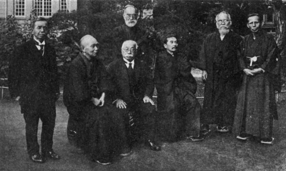 Seis integrantes idosos do Grupo de Kumamoto, entre eles Kanamori, em fotografia de 1930